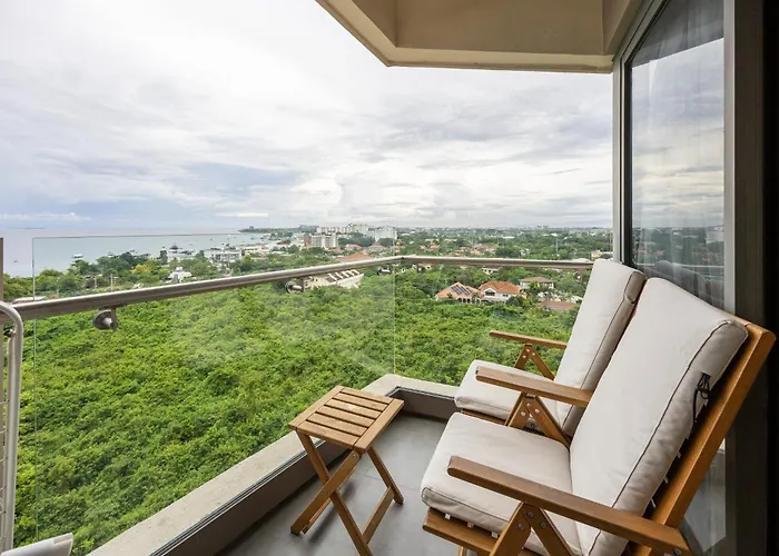 Jungle Studio Tambuli Epic Ocean View 12Th Floor Tower D By Dominik マクタン